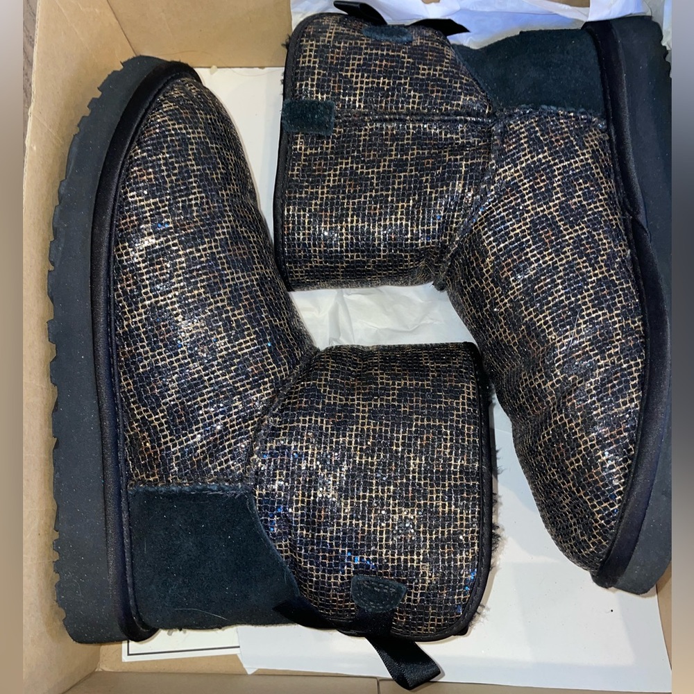UGG Mini Bailey bow glitter leopard sequin boot